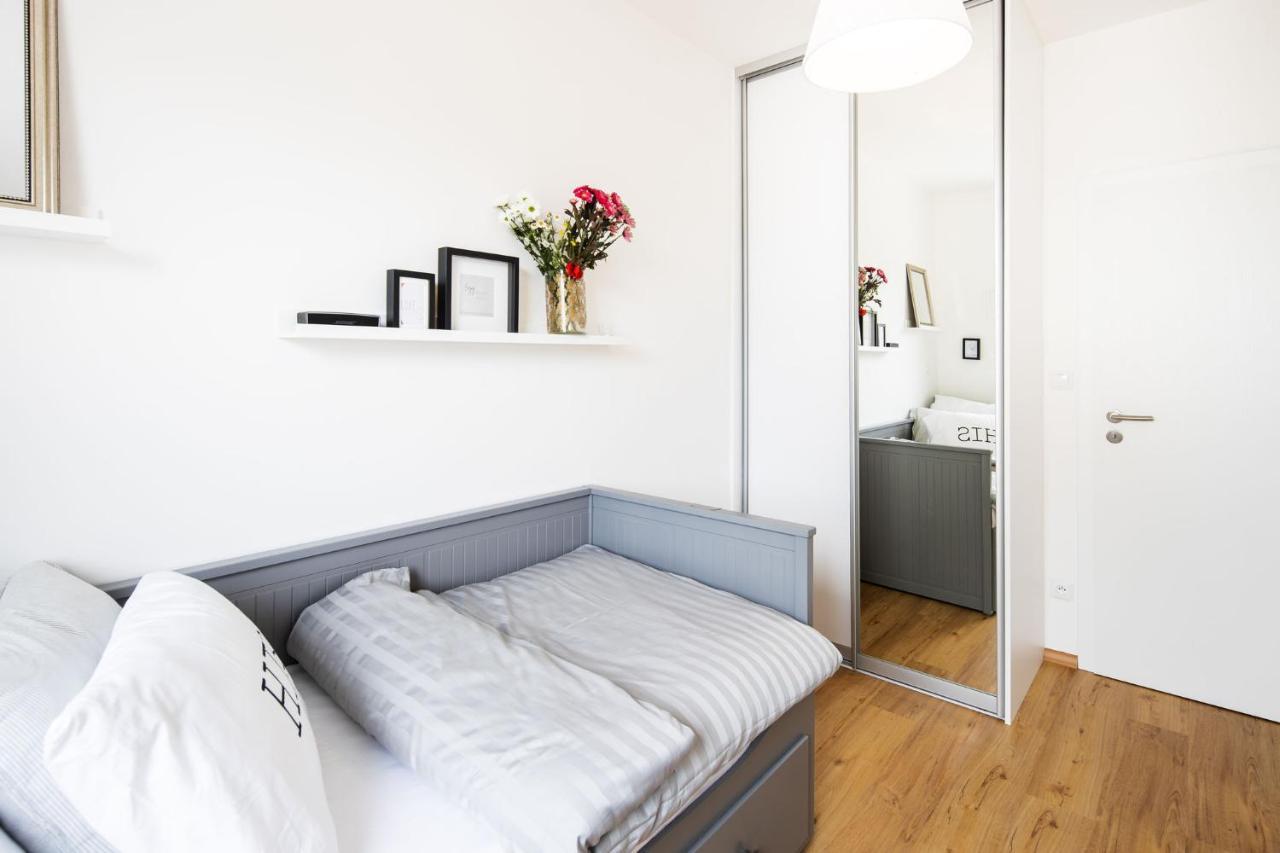 Silvie Apartments - Zlate Terasy Olomouc Exteriör bild